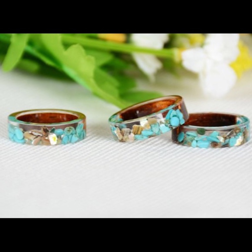 Turquoise stone acrylic ring